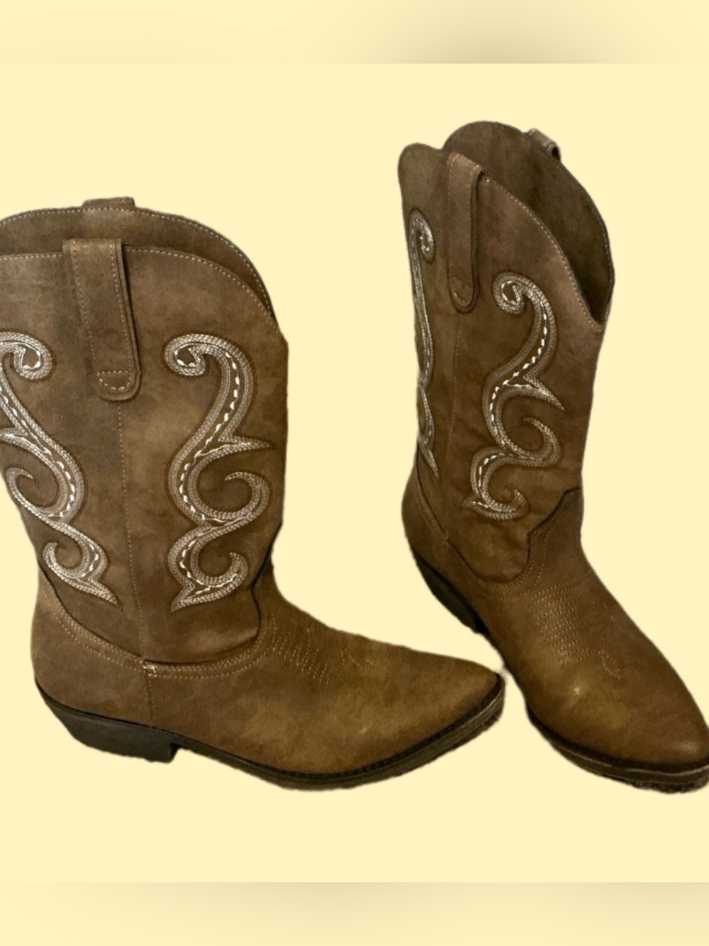Brown Calf Length Cowgirl Boots, Women’s Size 9